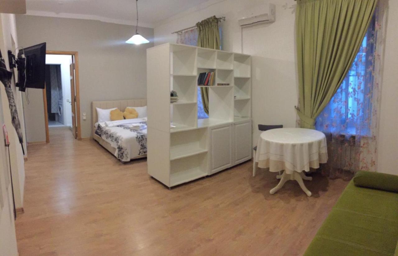 Apartment On Sumskaya No Smoking Kharkov Luaran gambar