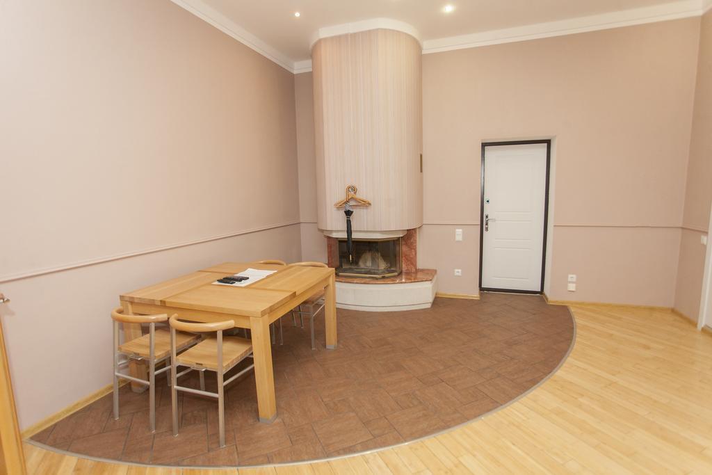Apartment On Sumskaya No Smoking Kharkov Luaran gambar